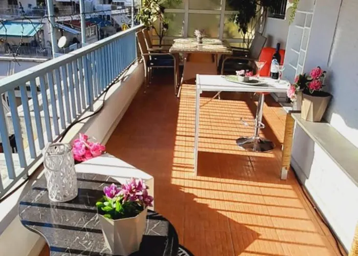 V&K Rooftop Apartment In The Center Of Athens